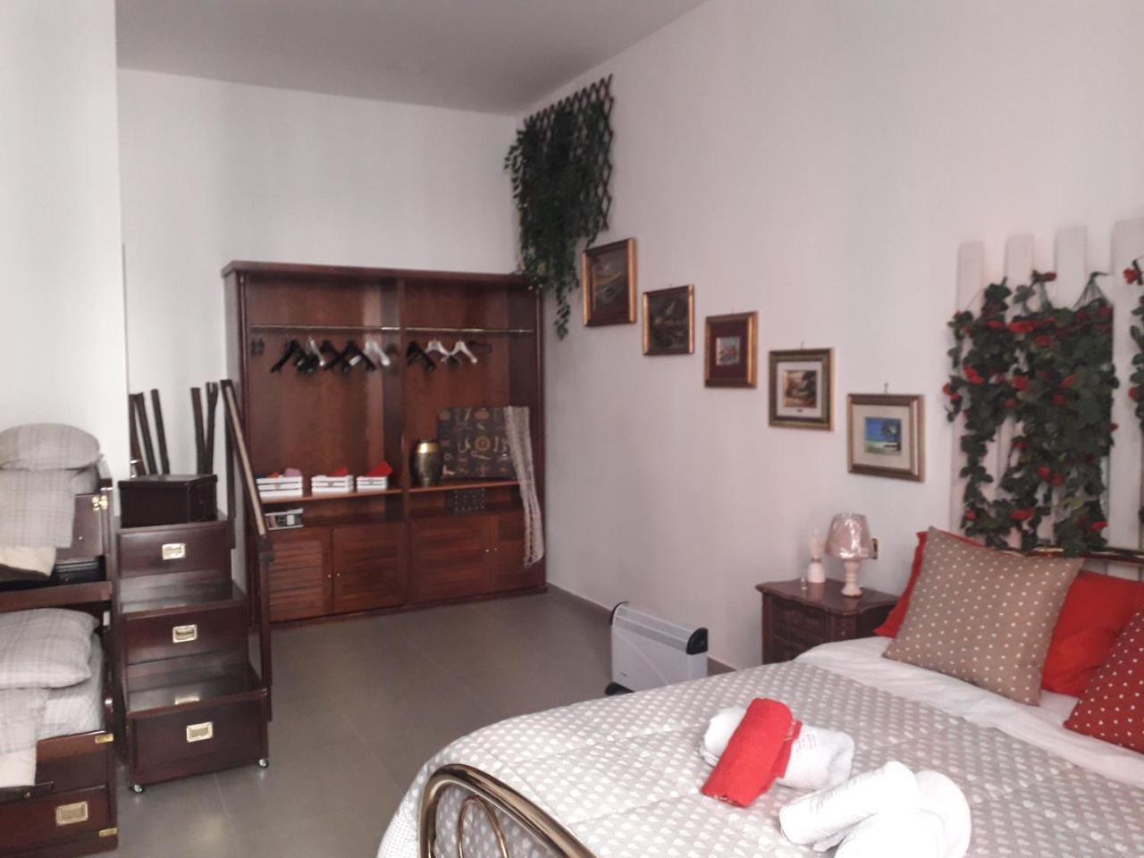 נאפולי Room Don Carlo מראה חיצוני תמונה
